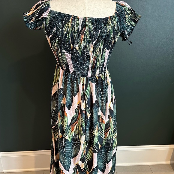 Boho Floral Print Off Shoulder Dress - Perfect for Every Adventure! - Picture 6 of 7